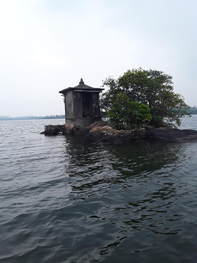 Darshani Hikka Villa Hikkaduwa Exterior photo
